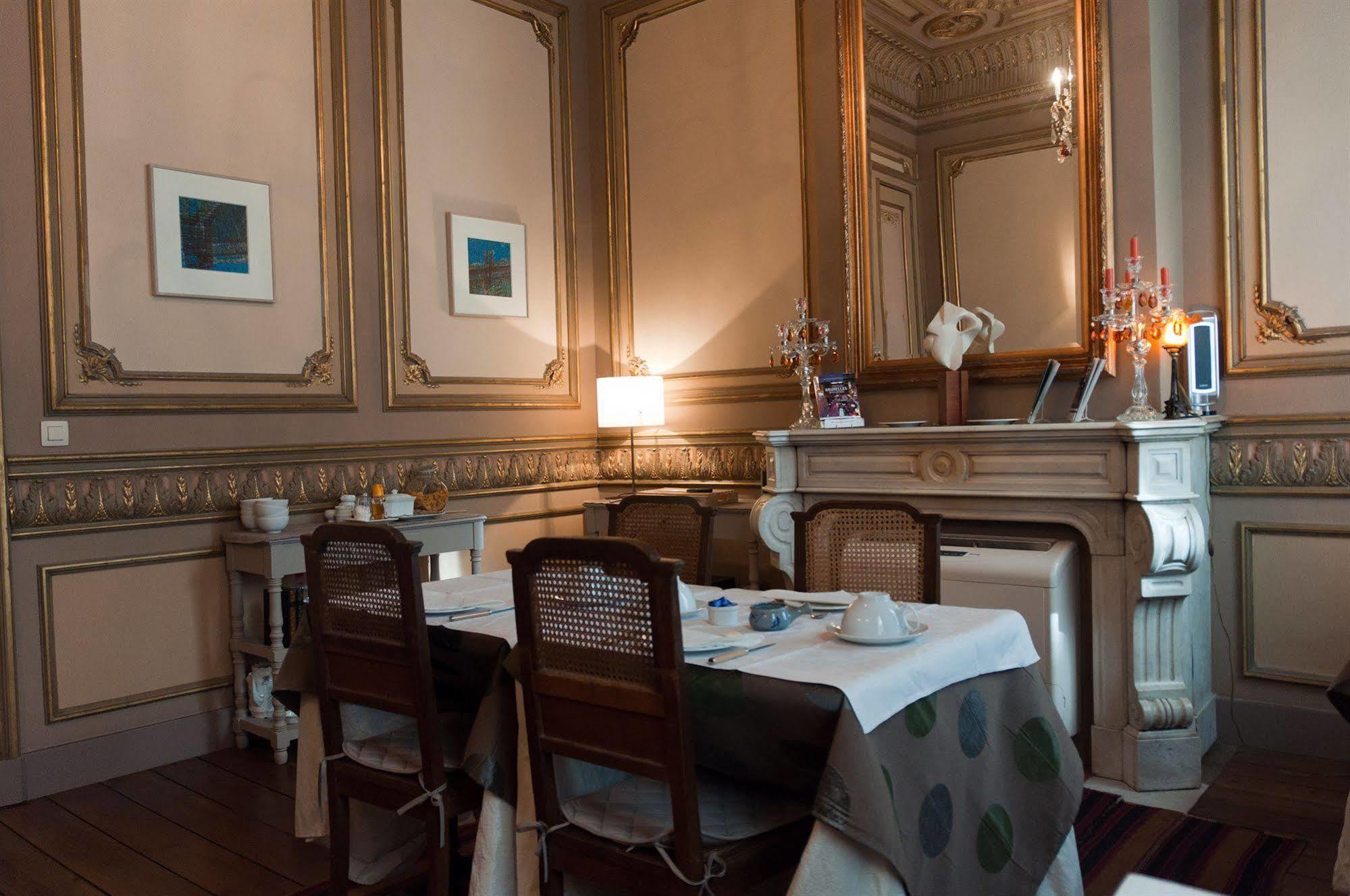 Acomodação com café da manhã  Maison Az 4*